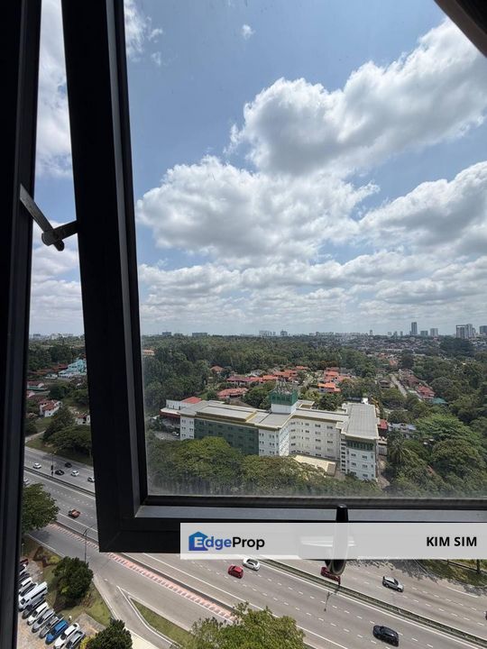 Country Garden Danga Bay Studio, Kings Bay, Amberside, Bay Laurel, Baypoint, Royal Strand, Lovell, JB Town Area, Shuttle Bus To CIQ, JB Sentral.., Johor, Johor Bahru