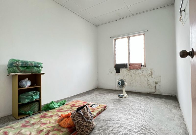 Jalan SS, Taman Sri Saujana, Kota Tinggi,Johor 