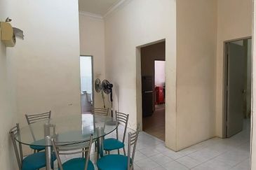 Summer Park Townhouse (Pangsapuri Alam Jaya), Bandar Baru Seri Alam