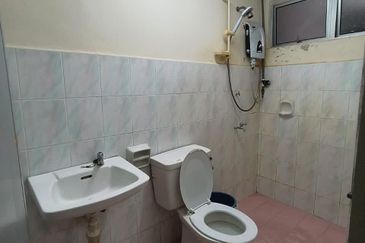 Summer Park Townhouse (Pangsapuri Alam Jaya), Bandar Baru Seri Alam