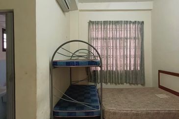 Summer Park Townhouse (Pangsapuri Alam Jaya), Bandar Baru Seri Alam