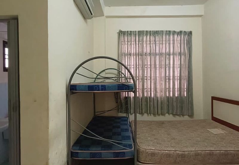 Summer Park Townhouse (Pangsapuri Alam Jaya), Bandar Baru Seri Alam
