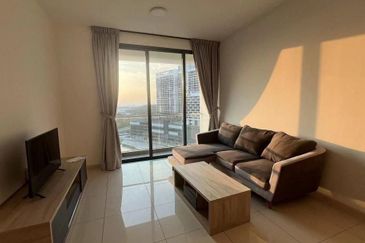 The M @ Medini Macrolink