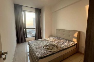 The M @ Medini Macrolink