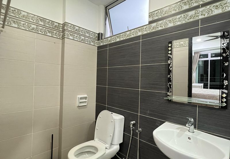 Midori Green @ Austin Heights