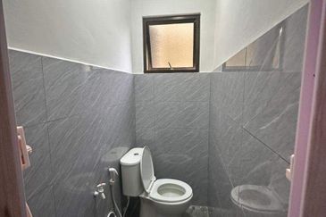 Taman Flora Heights Flat