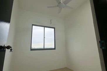 Taman Flora Heights Flat