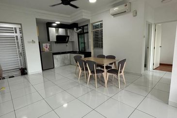 The Platino Serviced Apartment