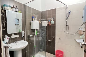 Taman Evergreen Heights