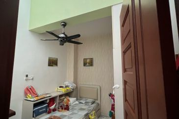 Taman Evergreen Heights