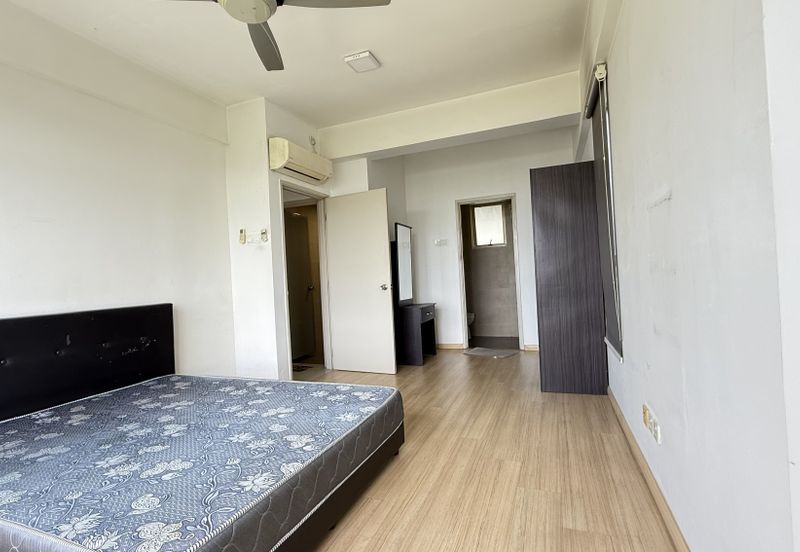 Midas Perling Apartment