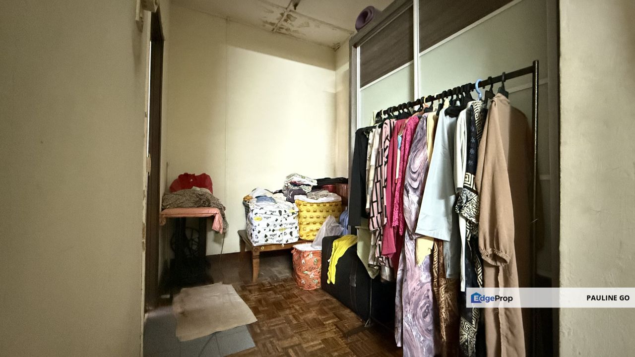 Double Storey Intermediate Terrace House @ Taman Desa Harmoni, Johor, Masai