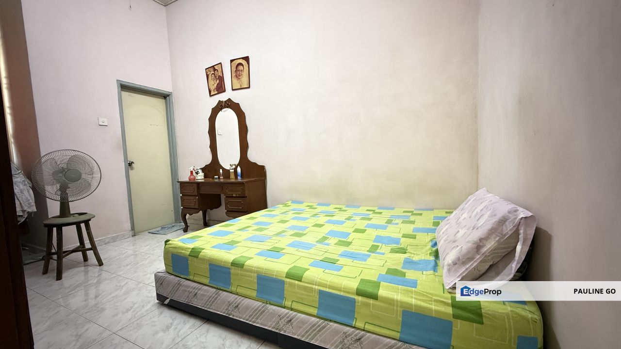 Master Room With Attached Bathroom For Rent @ Taman Nusa Bestari 2, Johor, Skudai