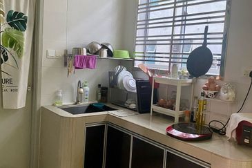 Taman Sri Pekan Nanas