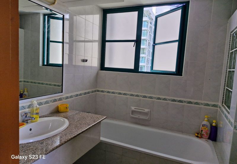 The Straits View, Bandar Baru Permas Jaya