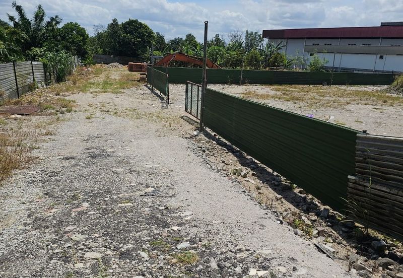 Vacant land @ Nibung Indah for rent 