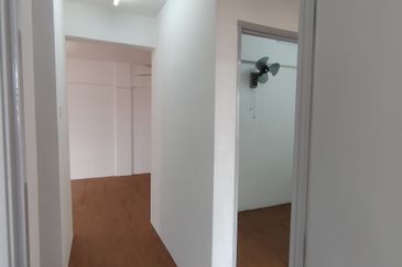 Flat Taman Plentong Utama