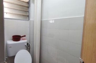 Flat Taman Plentong Utama