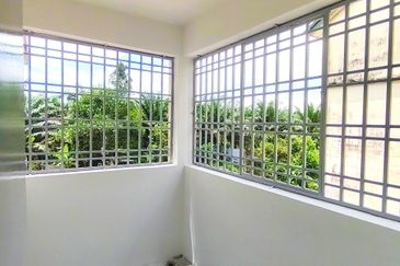 Flat Taman Plentong Utama