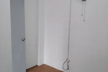 Flat Taman Plentong Utama