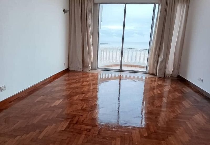 KONDOMINIUM SERI BAYAN