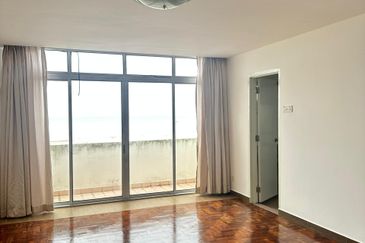 KONDOMINIUM SERI BAYAN