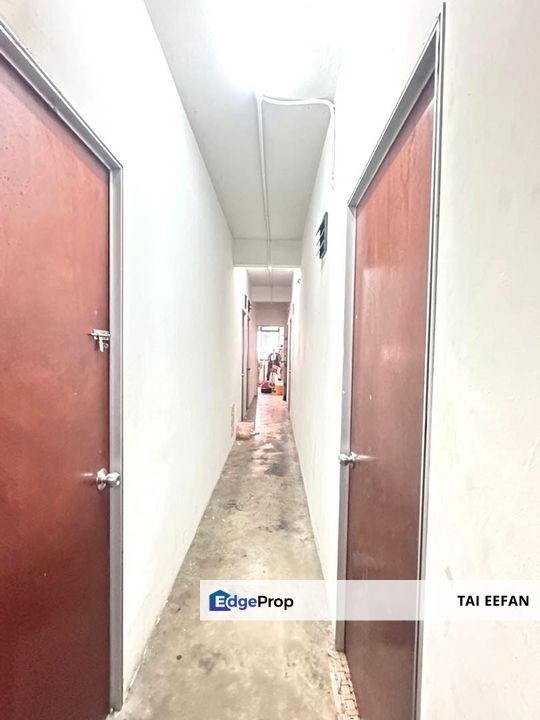 Jalan Besar @ Pekan Nanas, Pontian, Johor, Pontian