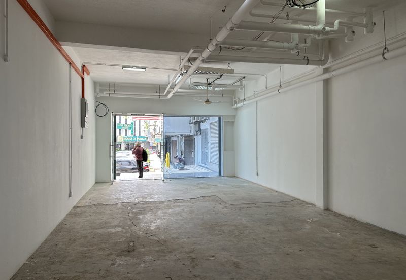 Ground Floor of a Shop Office in Section 14, Petaling Jaya for rent 