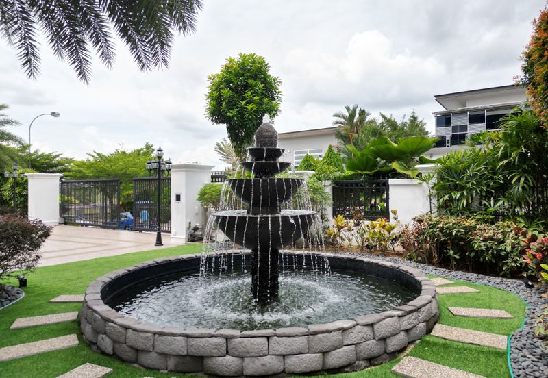 3 storey Bungalow @ Horizon Hills for Sale 