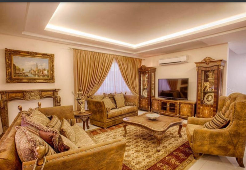 3 storey Bungalow @ Horizon Hills for Sale 