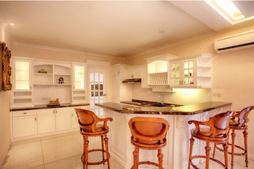 3 storey Bungalow @ Horizon Hills for Sale 