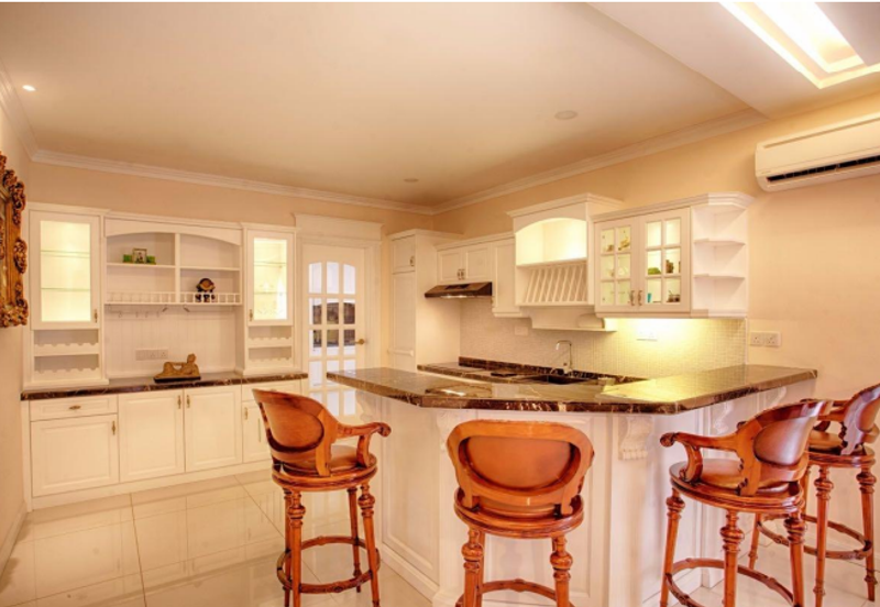 3 storey Bungalow @ Horizon Hills for Sale 