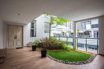 Duplex Penthouse @ Iskandar Puteri  for Sale /Rent