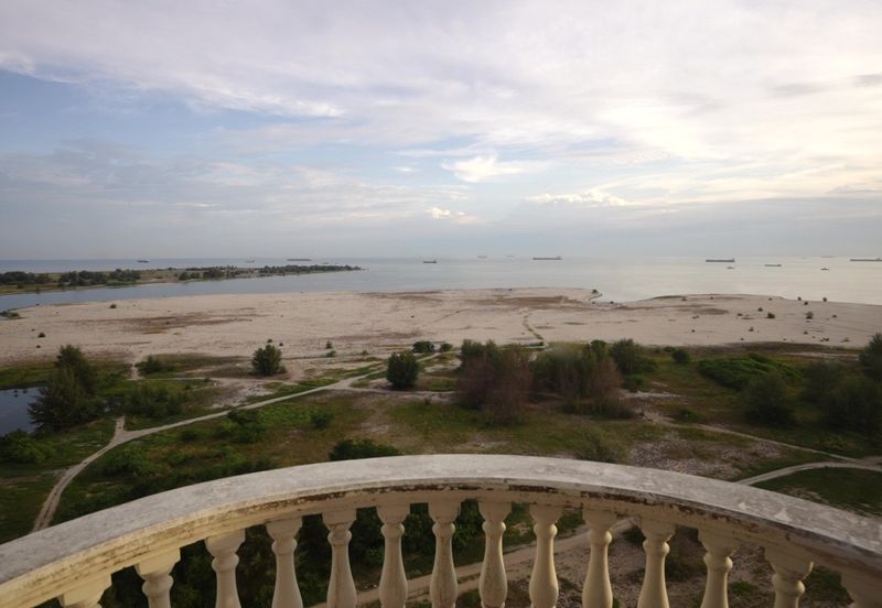 KONDOMINIUM SERI BAYAN