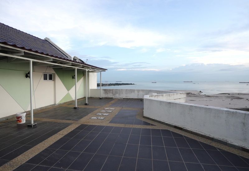 KONDOMINIUM SERI BAYAN