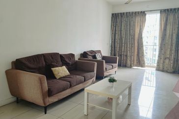 Dedaun Hijau (Greenfield Regency)