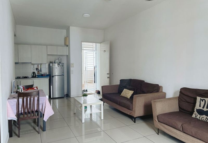 Dedaun Hijau (Greenfield Regency)