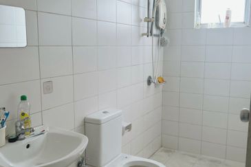 Dedaun Hijau (Greenfield Regency)