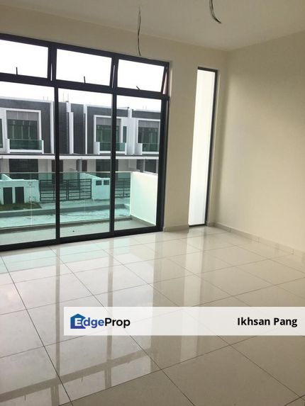 Double Storey Terrace House @ Jalan Danga Sutera 3, Taman Danga Sutera FOR SALE, Johor, Skudai