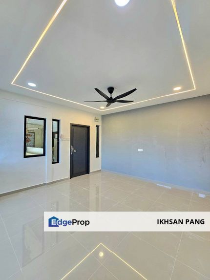 Fully Renovated Low-Cost Flat for Sale @ Bandar Selesa Jaya, Johor, Skudai