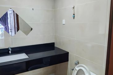 Paradiso Nuova Medini