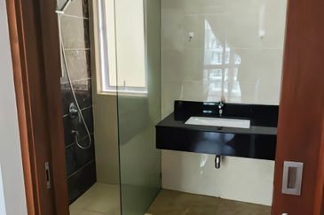 Paradiso Nuova Medini