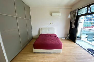 Palazio ( Pangsapuri Mayland Austin )