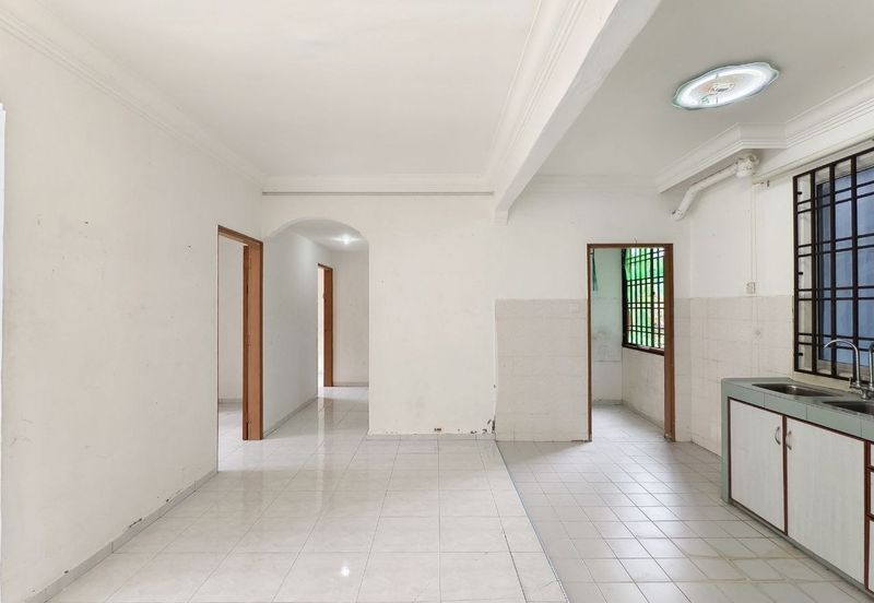 Sri Putra Apartments