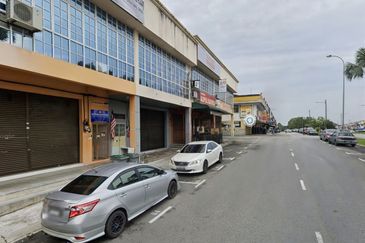 Taman Gunung Pulai Kulai Shop For Rent Ground Floor and 1st Floor