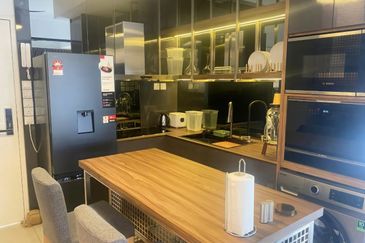 Meridin Suites Residences