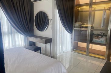 Meridin Suites Residences