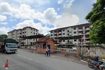 Skudai Villa