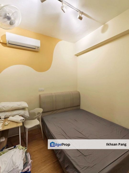 Bandar Putra Kulai Room For Rent Fully Furnished with Utility Included, Johor, Kulai