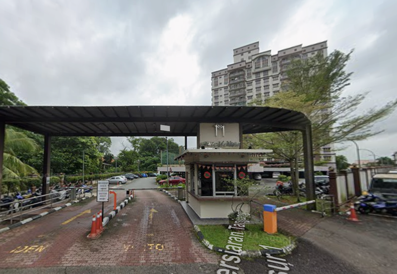 Dwi Mahkota Condominium